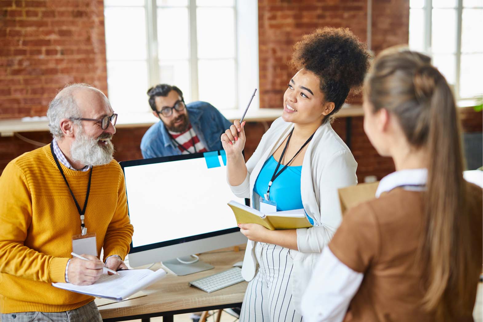 Navigating Growth: Mentorship vs. Reverse Mentorship